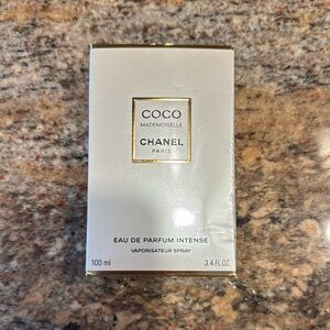 Chanel Coco Mademoiselle Eau de Parfum Intense